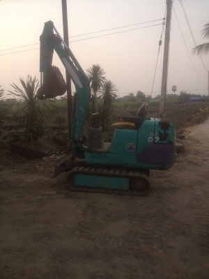 ขายรถขุดเล็กเก่านอก komatsu pc07-7 ราคา130000 สนใจติดต่อ089-2579650 ขายรถขุดเล็กเก่านอก komatsu pc07-7 ราคา130000 สนใจติดต่อ089-2579650