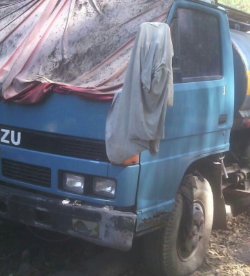 หกล้อ อีซุซุ NPR110 pawer บรรทุกถังน้ำ 6,000ลิต ปั้มน้ำ อุปกรณ์ครบ สภาพดีพร้อมใช้งาน ทะเบียนพร้อมโอน