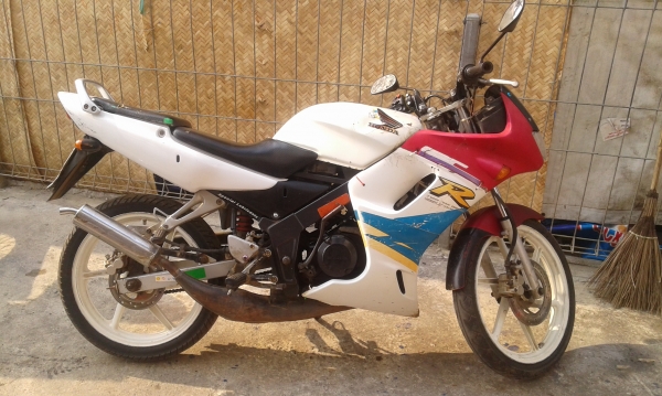 ขาย L ราคา 9,500 บาท