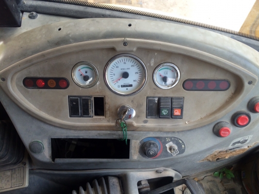 รถตักหน้า ขุดหลัง   KOMATSU   (โคมัสสุ)  พร้อมใช้งาน เล่่มพร้อม ...