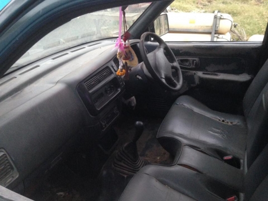 ขายครับ สตาด้า. 2500 หัวเดียวปี39 เครื่องพอได้. คัสชีสวยมากๆ. เกียร์ดี พร้อมใช้ ขับกับบ้านได้เลย ยางดี4เส้น. เอกสารพร้อมโอน ภาสี58 ราคา. 53000 ต่อรองได้ สนใจ0930693225 สารคาม