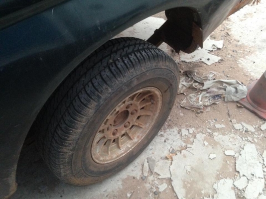 ขายครับ สตาด้า. 2500 หัวเดียวปี39 เครื่องพอได้. คัสชีสวยมากๆ. เกียร์ดี พร้อมใช้ ขับกับบ้านได้เลย ยางดี4เส้น. เอกสารพร้อมโอน ภาสี58 ราคา. 53000 ต่อรองได้ สนใจ0930693225 สารคาม