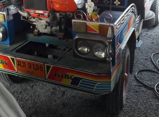 **188,000 บ.ต่อรอง/// แต๋น4ล้อเพลาลอย KUBOTA-RT 14แรง สตาร์ทกุญแจ คัสซีหน้า 4 หลังคาบังแดด กระบะ ก. 1.70ม.Xย. 3.00ม. พื้นไม้คอกไม้สูง รถต่อใหม่2ปี (อู่.พรเทพ 99) ใช้งานน้อย สวยพร้อมใช้ เล่มฯครบ **ขาย แต๋น KUBOTA RT-140 14แรง 4ล้อบรรทุกการเกษตร สภาพสวย พร้