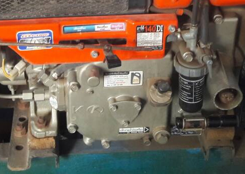 **188,000 บ.ต่อรอง/// แต๋น4ล้อเพลาลอย KUBOTA-RT 14แรง สตาร์ทกุญแจ คัสซีหน้า 4 หลังคาบังแดด กระบะ ก. 1.70ม.Xย. 3.00ม. พื้นไม้คอกไม้สูง รถต่อใหม่2ปี (อู่.พรเทพ 99) ใช้งานน้อย สวยพร้อมใช้ เล่มฯครบ **ขาย แต๋น KUBOTA RT-140 14แรง 4ล้อบรรทุกการเกษตร สภาพสวย พร้