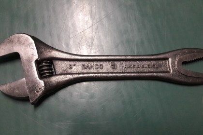 ขายประแจเลื่อนหางปลารุ่นเก่าอายุประมาณ50ปี BAHCO MADE IN SWEDEN.