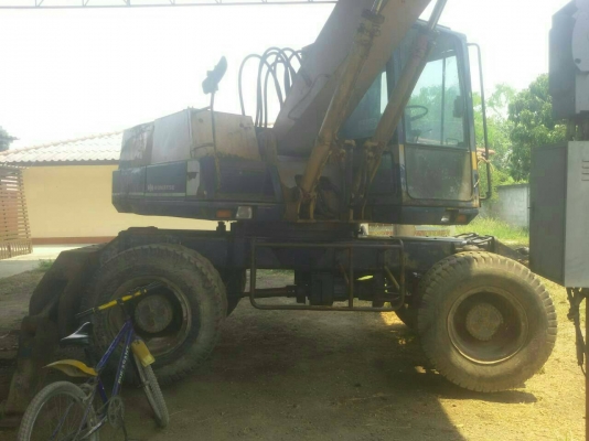 ขาย KOMATSU WA150-3 เล่มสภาพสวยพร้อมใช้ ติดต่อได้ คุณอ๊อฟ พิจิตร 086-737-9991 ขาย KOMATSU WA150-3 เล่มสภาพสวยพร้อมใช้ ติดต่อได้ คุณอ๊อฟ พิจิตร 086-737-9991