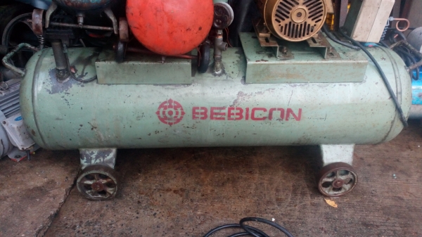 ขาย !! ถังลมเปล่ามีอุปกรณ์ครบ..ขนาด5แรงยี่ห้อ.ฮิตาชิ