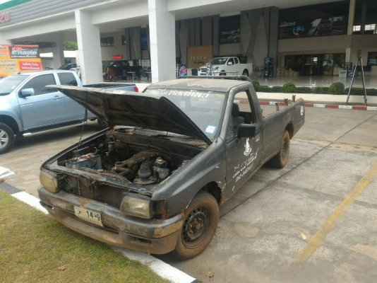 ขายรถปิ๊กอัพTFR จดทะเบียนปี33 ทะเบียนขาดปี57 รถใช้งานได้ ขายตามสภาพ