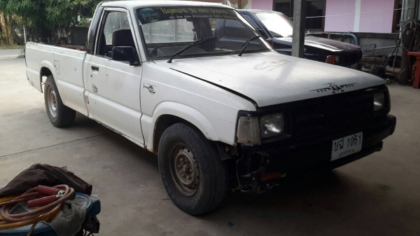 ขายรถmazda ขายตามสภาพ เครื่องไม่ติด มีเล่มทะเบียน