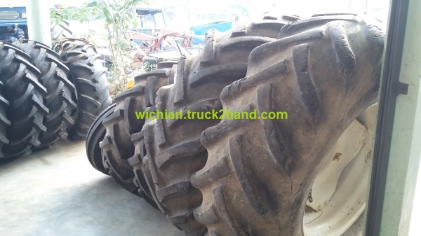 ขายแล้วขอบคุณพี่ขวัญใจ อ.ศรีสวัสดิ์ มากครับ มารับแล้วกระทะล้อพร้อมยางหลังรถไถฟอร์ด กะทะขอบ30&rdquo; พร้อมยาง18.4-30