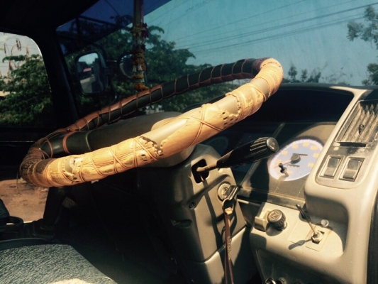 Hino บรรทุกดั้ม 210 กระบะสามมิต Hino บรรทุกดั้ม 210 กระบะสามมิต