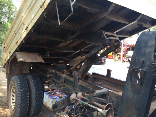 6ล้อดั้ม240แรงปี54..ISUZU MP1FTR34JAT..ไมล์1.8แสนกว่า รถสวยเดิมๆเครื่องเกียร์เดิมไม่เคยแกะ.