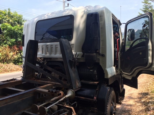 6ล้อดั้ม240แรงปี54..ISUZU MP1FTR34JAT..ไมล์1.8แสนกว่า รถสวยเดิมๆเครื่องเกียร์เดิมไม่เคยแกะ.