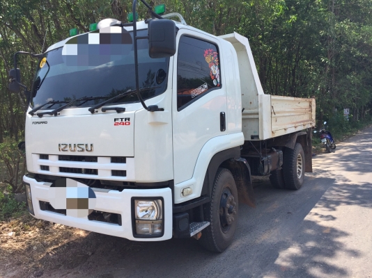 6ล้อดั้ม240แรงปี54..ISUZU MP1FTR34JAT..ไมล์1.8แสนกว่า รถสวยเดิมๆเครื่องเกียร์เดิมไม่เคยแกะ.