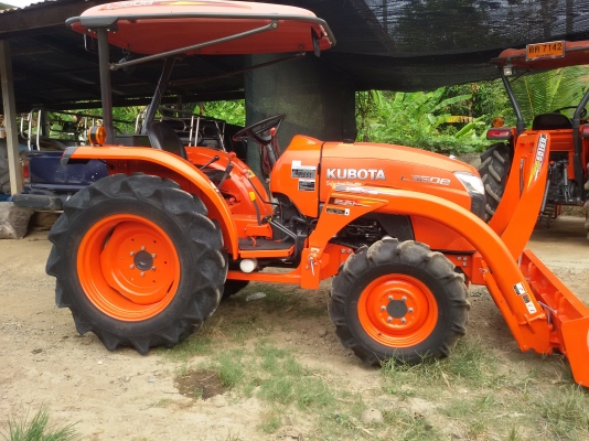 ปัญญาแทรคเตอร์..จัดมาให้ครับ ด่วน!!!คูโบต้า L3608 พร้อมใบมีดคานบน พร้อมโรตาลี่164 จัดส่ง อ.เมือง จ.ลำปาง