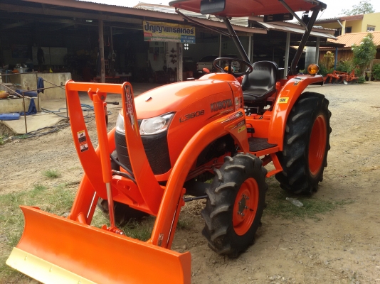 ปัญญาแทรคเตอร์..จัดมาให้ครับ ด่วน!!!คูโบต้า L3608 พร้อมใบมีดคานบน พร้อมโรตาลี่164 จัดส่ง อ.เมือง จ.ลำปาง