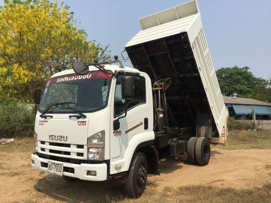 ขาย 6 ล้อดัมพ์ อีซูซุ FRR 210 แรง ปี 52 สภาพสวยจัด วิ่งน้อย 3x,xxx โล เป็นรถทดลองขับ ยังไม่เคยบรรทุก สวยจัด พร้อมใช้  จัดแนนท์ได้ครับ สนใจติดต่อ 081-9420141  ,  081-5715326