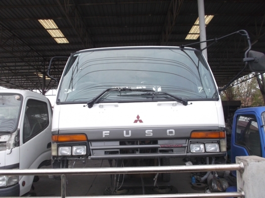 ขายหัวเก๋ง มิตซูบิชิ ไฟเตอร์ 10 ล้อ  สวยๆ อุปกรณ์ครบ (หัวนอก)