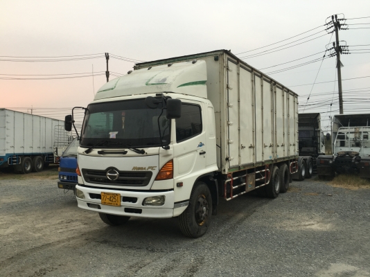 10ล้อตู้10ประตูยาว7.50เมตร