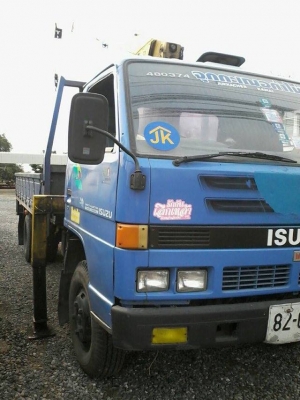 รถ 6 ล้อ ISUZU NPR ติดเครน 2.9 ตัน เครื่อง 115 แรง