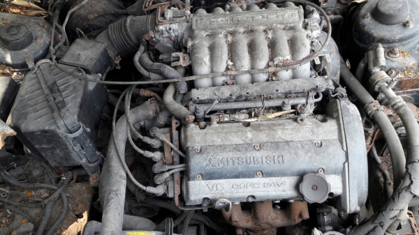 เครื่อง MITSUBISHI GALANT  ULTIMA V6 พร้อมเกียร์ออโต้