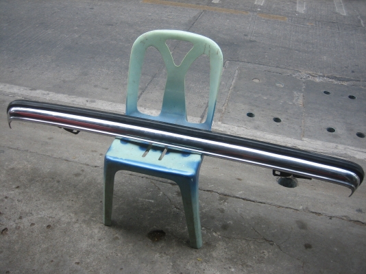 ขายกันชนท้ายเบนซ์ w123