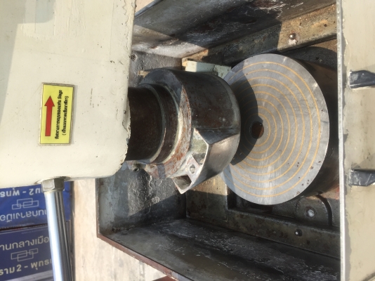 ขายเครื่องเจียรกลมเจียรดิสเบรคได้ญี่ปุนครับไม่แพงแม่เหล็กโต250เซนติ