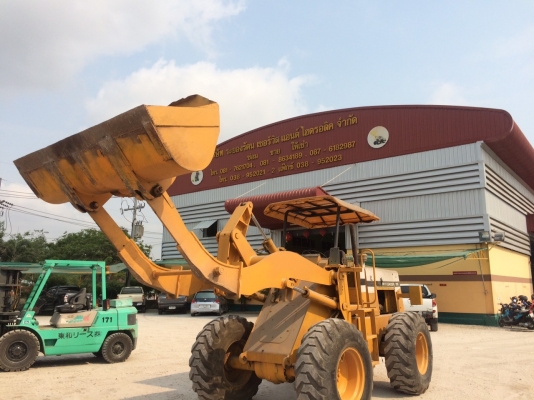 ขายรถตักล้อยางมือสอง KOMATSU510 สนใจติดต่อนายรัตนศักดิ์ 081-7621704