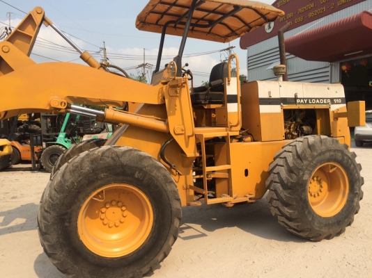 ขายรถตักล้อยางมือสอง KOMATSU510 สนใจติดต่อนายรัตนศักดิ์ 081-7621704