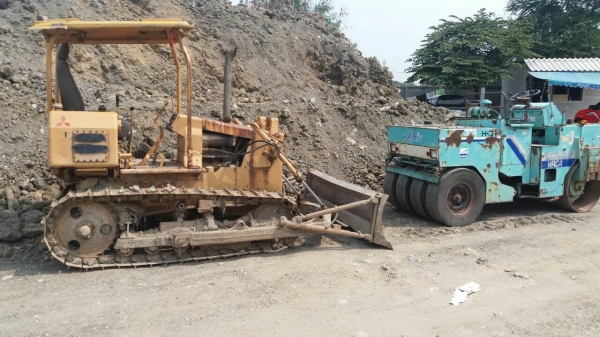 ขายคู่แทรคเตอร์+รถบด