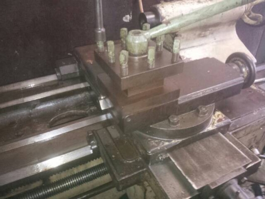 ขายเครื่องกลึงสวีเดน7ฟุตราคาถูกครับ2เพลาพร้อมใช้
