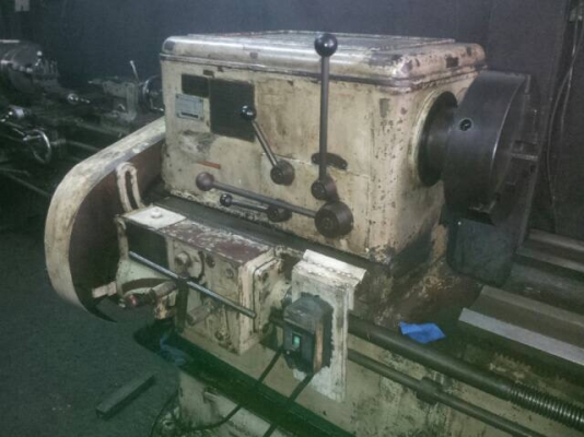 ขายเครื่องกลึงสวีเดน7ฟุตราคาถูกครับ2เพลาพร้อมใช้