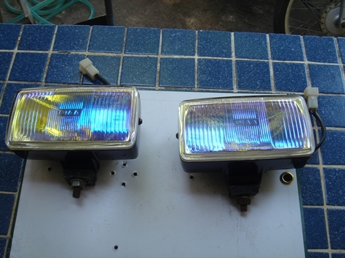 ขายไฟสปอร์ตไลท์ PIAA H4 1 คู่ สภาพสวย ไม่แตก บิ่น ขาย 2,200 บาทรวมส่ง ขายไฟสปอร์ตไลท์ PIAA H4 1 คู่ สภาพสวย ไม่แตก บิ่น ขาย 2,200 บาทรวมส่ง