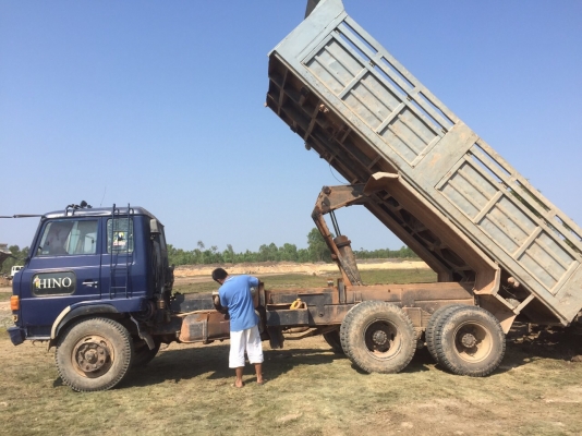 กะบะดั้มยาว6 ม