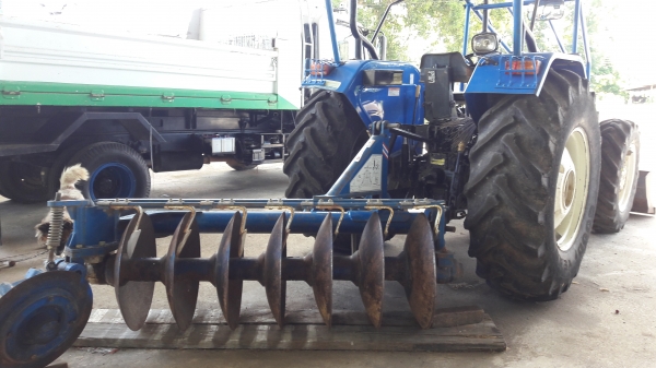 ขาย  รถแทร็กเตอร์ NEWHOLLAND  TT75  ปี 58  สภาพสวยใหม่พร้อมโอนเล่มทะเบียน