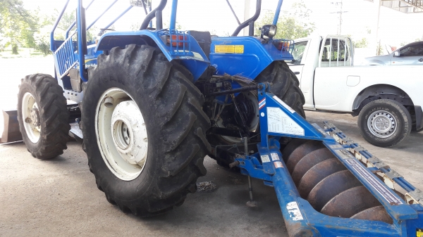 ขาย  รถแทร็กเตอร์ NEWHOLLAND  TT75  ปี 58  สภาพสวยใหม่พร้อมโอนเล่มทะเบียน