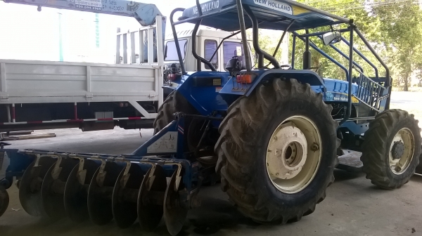 ขาย  รถแทร็กเตอร์ NEWHOLLAND  TT75  ปี 58  สภาพสวยใหม่พร้อมโอนเล่มทะเบียน