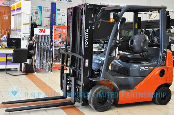 ขายรถโฟล์คลิฟท์มือสอง TOYOTA รุ่น 8FG20-30269 ราคา 295,000 บาท นำเข้าจากประเทศญี่ปุ่น 100\% ไม่เคยใช้งานในไทย