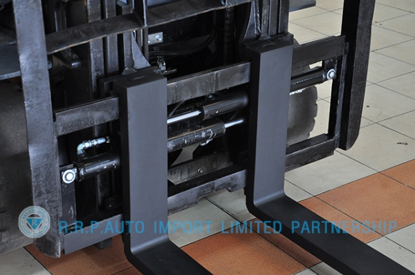 ขายรถโฟล์คลิฟท์มือสอง TOYOTA รุ่น 8FG20-30269 ราคา 295,000 บาท นำเข้าจากประเทศญี่ปุ่น 100\% ไม่เคยใช้งานในไทย