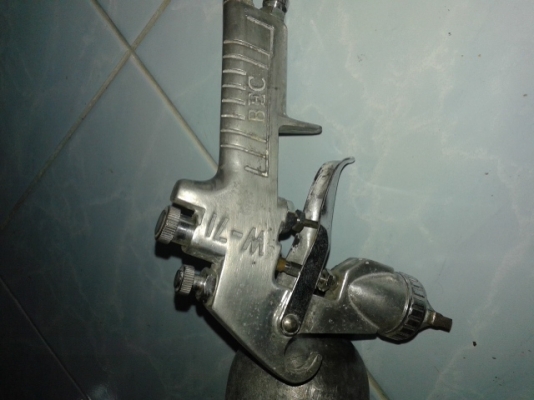 กระบอกฉีดสี