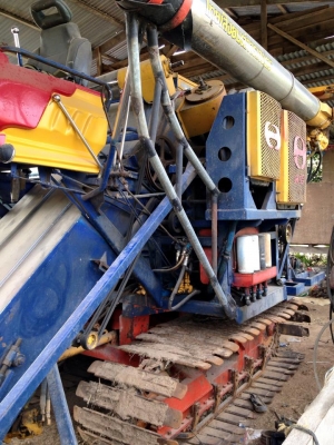 ขายไทยเส็งยนต์ เครื่อง Jo8c turbo แรง ตัวเดิน 200 ปั้ม ไดกิ้น 23 โซ่ใหม่ แทร็คเต็มหนา