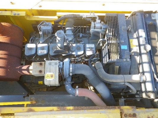 ขายรถแบคโฮ KOMATSU  PC200LC