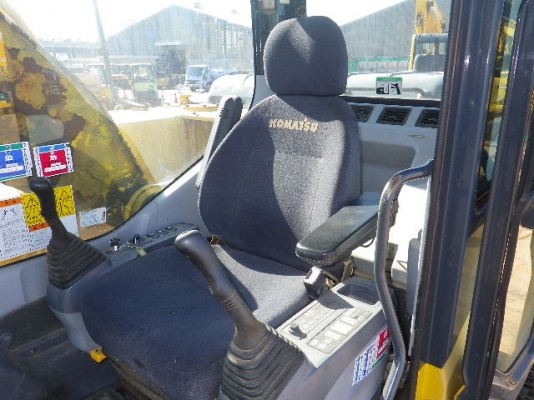 ขายรถแบคโฮ KOMATSU  PC200LC