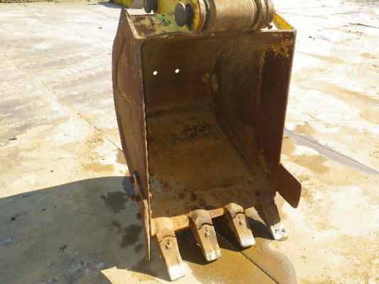 ขายรถแบคโฮ KOMATSU  PC200LC