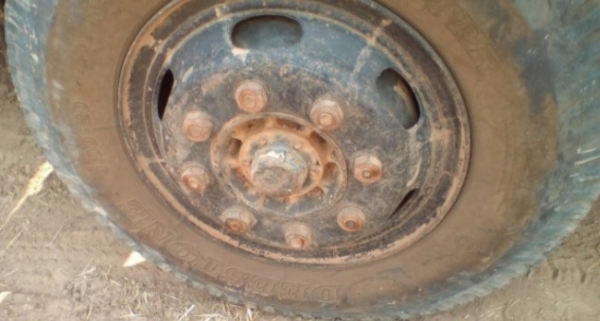 ISUZU ROCKY 165 HP 6BD1 หกล้อดั๊มพ์ กระบะดั๊มพ์เหล็ก 6 ตันความยาว 4 เมตรสวยๆสภาพดีมากครับพร้อมใช้งานได้เลย เครื่องยนต์แรงดีเดิมๆไม่มีแตกเยิ้ม ภายในห้องเก๋งคอนโซลสวยครบพร้อม พวงมาลัยเพาเวอร์ ระบบเบรคทริ๊ปฟี้ครบครัน ช่วงล่างใหญ่ ยาง 9.00 ขอบ 20 สภาพดีประมาณ ISUZU ROCKY 165 HP 6BD1 หกล้อดั๊มพ์ กระบะดั๊มพ์เหล็ก 6 ตันความยาว 4 เมตรสวยๆสภาพดีมากครับพร้อมใช้งานได้เลย เครื่องยนต์แรงดีเดิมๆไม่มีแตกเยิ้ม ภายในห้องเก๋งคอนโซลสวยครบพร้อม พวงมาลัยเพาเวอร์ ระบบเบรคทริ๊ปฟี้ครบครัน ช่วงล่างใหญ่ ยาง 9.00 ขอบ 20 สภาพดีประมาณ