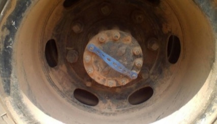 ISUZU ROCKY 165 HP 6BD1 หกล้อดั๊มพ์ กระบะดั๊มพ์เหล็ก 6 ตันความยาว 4 เมตรสวยๆสภาพดีมากครับพร้อมใช้งานได้เลย เครื่องยนต์แรงดีเดิมๆไม่มีแตกเยิ้ม ภายในห้องเก๋งคอนโซลสวยครบพร้อม พวงมาลัยเพาเวอร์ ระบบเบรคทริ๊ปฟี้ครบครัน ช่วงล่างใหญ่ ยาง 9.00 ขอบ 20 สภาพดีประมาณ ISUZU ROCKY 165 HP 6BD1 หกล้อดั๊มพ์ กระบะดั๊มพ์เหล็ก 6 ตันความยาว 4 เมตรสวยๆสภาพดีมากครับพร้อมใช้งานได้เลย เครื่องยนต์แรงดีเดิมๆไม่มีแตกเยิ้ม ภายในห้องเก๋งคอนโซลสวยครบพร้อม พวงมาลัยเพาเวอร์ ระบบเบรคทริ๊ปฟี้ครบครัน ช่วงล่างใหญ่ ยาง 9.00 ขอบ 20 สภาพดีประมาณ