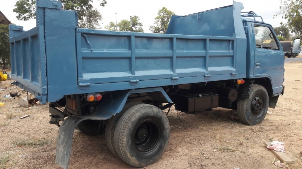 ขาย6ล้อดั้ม 115 แรง Fหลัง เพาเวอร์ ทะเบียนพร้อมโอน