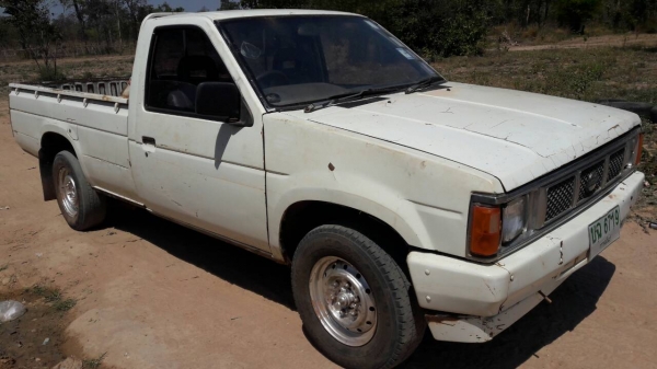 ขายกระบะนีสสันบิกเอ็ม ทะเบียนพร้อมโอน