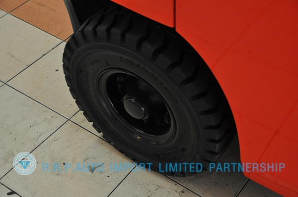 ขายรถโฟล์คลิฟท์มือสอง TOYOTA รุ่น 8FD25-34255 ราคา 580,000 บาท นำเข้าจากประเทศญี่ปุ่น 100\% ไม่เคยใช้งานในไทย