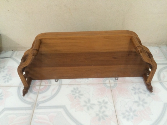 หิ้งพระไม้  สภาพดี